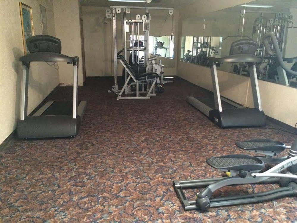 Plaza Hotel And Suites Pine Bluff Dış mekan fotoğraf